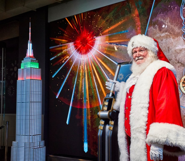 Most Wonderful Time of the Year: Empire State Building Announces Fan-Favorite Holiday Programs to Include 20th Anniversary Elf Activations, Classic Holiday Décor, Festive Pop-Ups, Special Lightings and More (Photo: Business Wire)